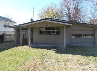 1157 S Miller Rd, Springfield, MO 65802