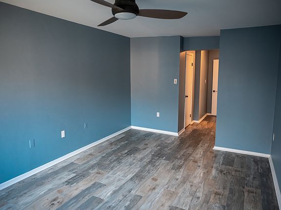 5th image of 5109 Crossfield Ct APT 14