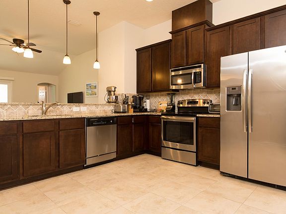 3rd image of 8145 NW 53rd Ter