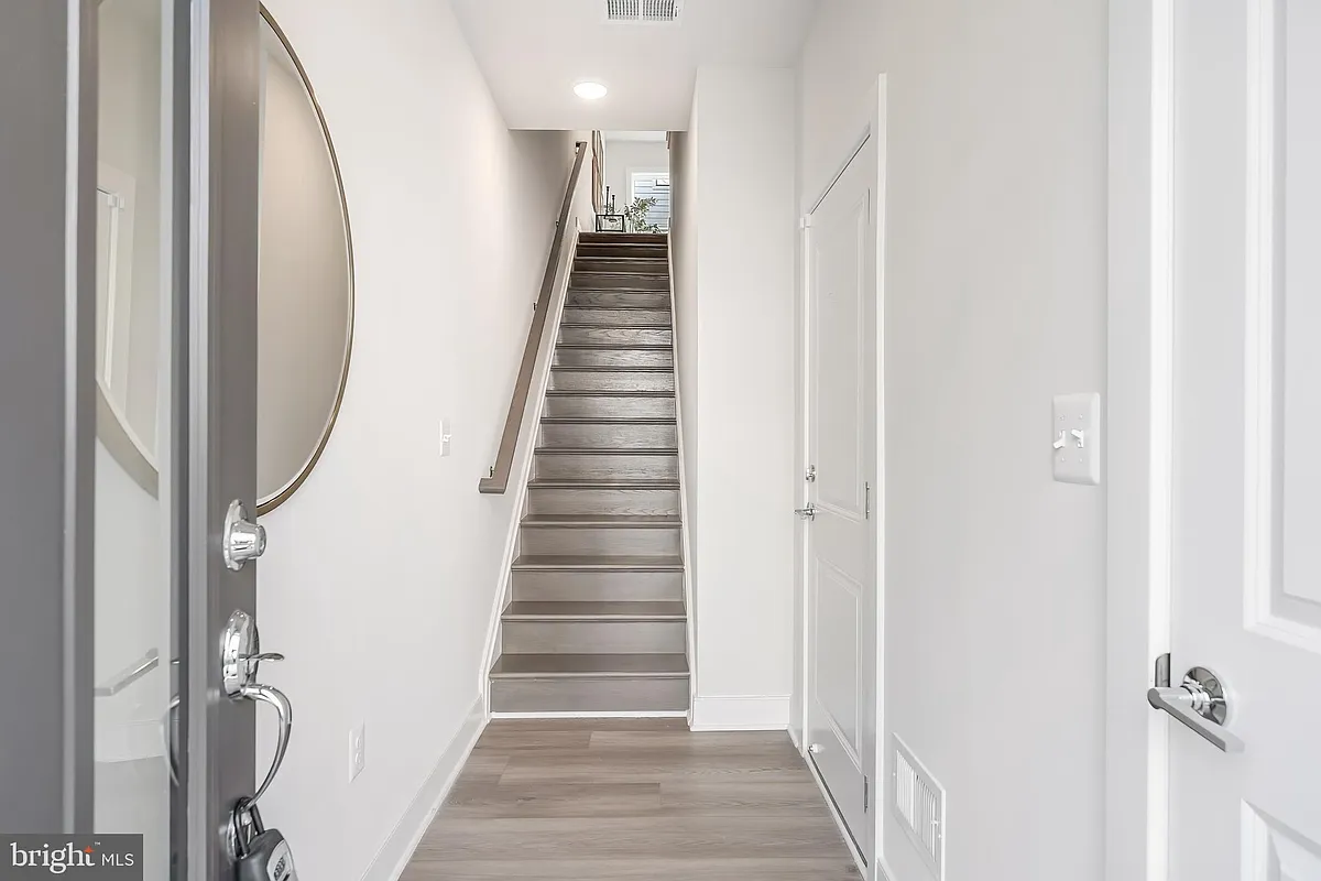 Building Photo - 12742 Verdant Way