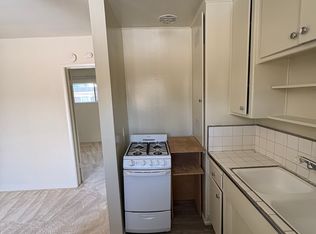 423 N El Molino Ave APT 5, Pasadena, CA 91101