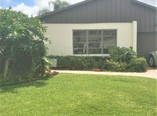 5222 Mirror Lakes Blvd, Boynton Beach, FL 33472
