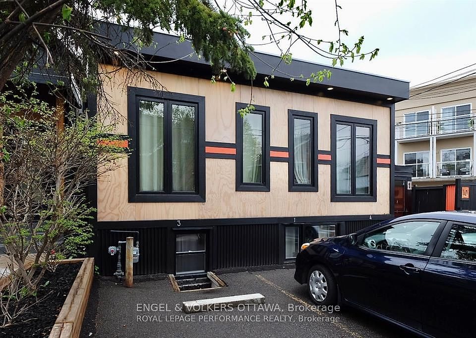 1st image of 10 Sherbrooke Ave