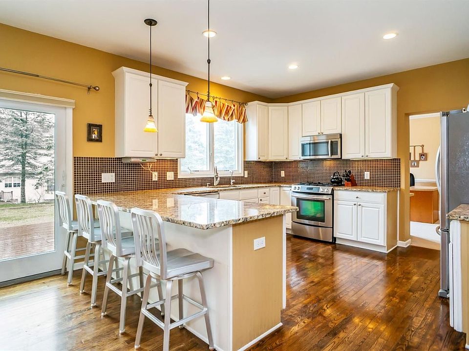 1st image of 1780 Riverwood Dr