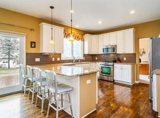 1780 Riverwood Dr, Ann Arbor, MI 48103