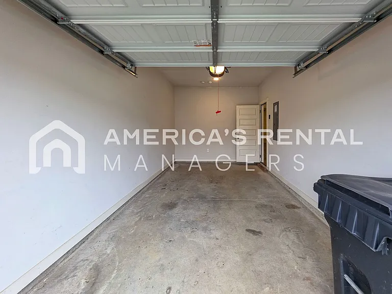 680 The Heights Ln — Photo 16