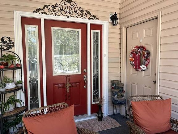 2nd image of 7095 Spanish Moss Ln