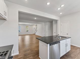 48 N 8th St HOMESITE B24, Perkasie, PA 18944