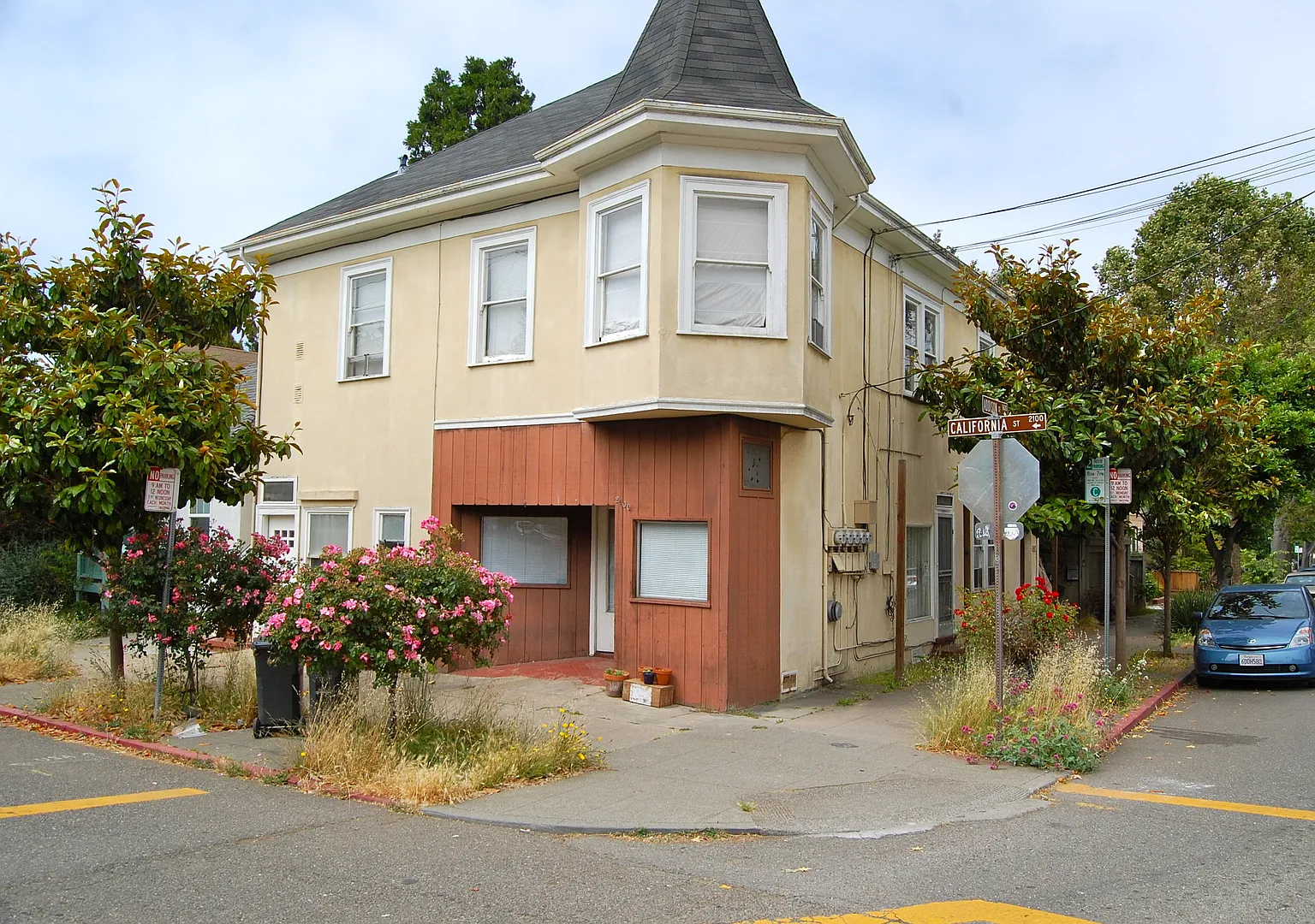 2100C — Photo 3