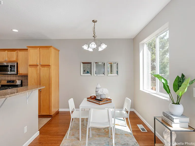 10354 NE Okanogan St — Photo 10