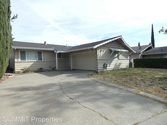 2nd image of 114 San Luis Ct