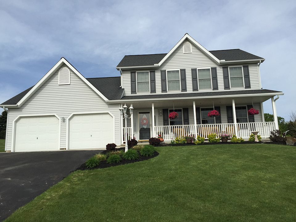 1st image of 67 Rose Ln
