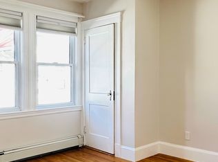 62 Edgecliff Rd #62, Watertown, MA 02472