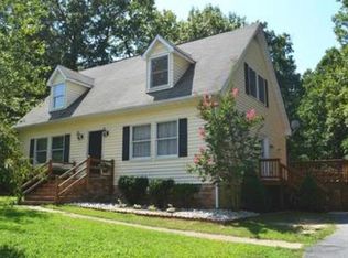 112 Galaxie Dr, Fredericksburg, VA 22407