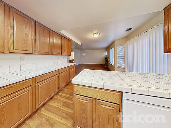 5th image of 116 Brighton Dr