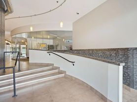 15 E Franklin Ave