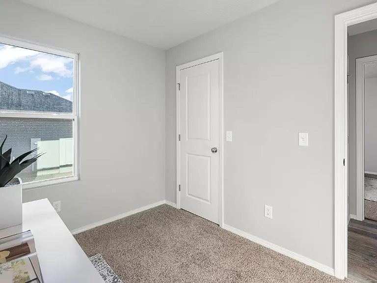 1203 Aundria Ave — Photo 3