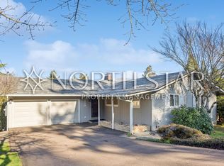 1429 Hemlock St, Lake Oswego, OR