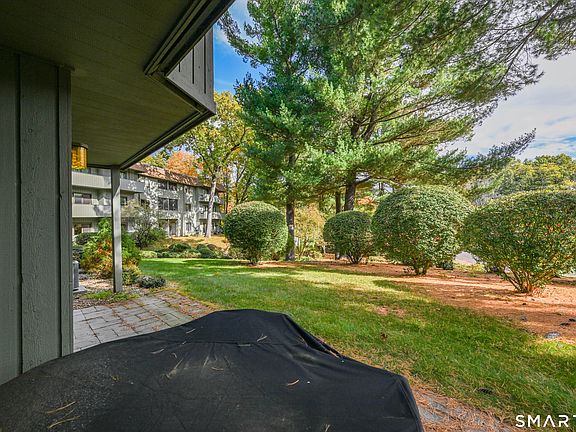 4th image of 10 Hickory Hill #10