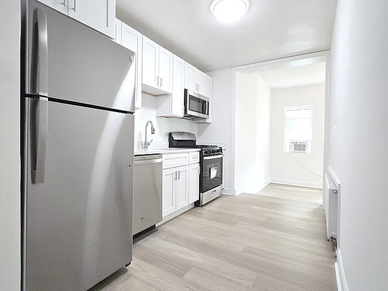 4526 Avondale St #1 — Photo 26