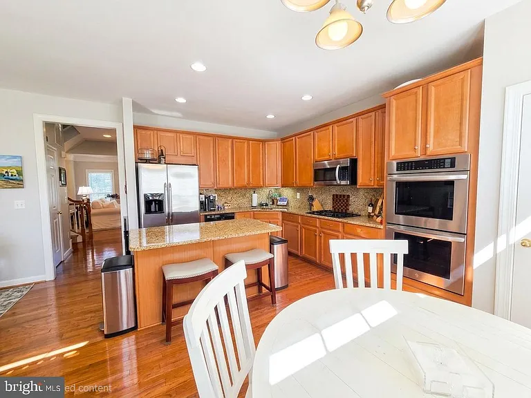 8091 Samuel Wallis St — Photo 3