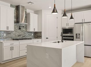 2420 Marble Ave NE, Rio Rancho, NM 87144