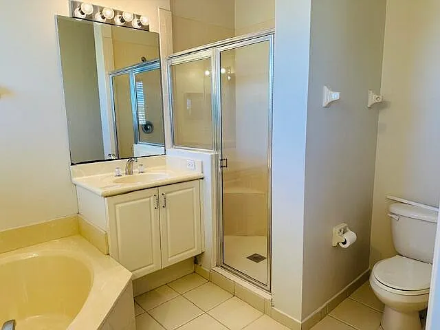4390 Berkshire Wharf Dr — Photo 18