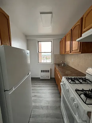 Rented by NYC LUXURY APT RENTALS CO LLC | media 16