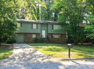 1055 Buckhurst Dr, Atlanta, GA 30349