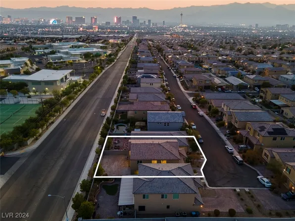 6877 Painted Morning Ave, Las Vegas, NV 89142