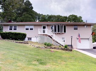 20 East St, Middle Island, NY 11953