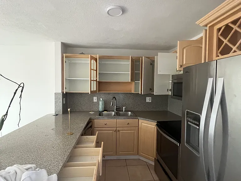 3850 SW 107th Ave — Photo 14