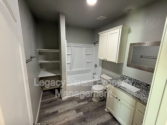 3rd image of 101 2nd St