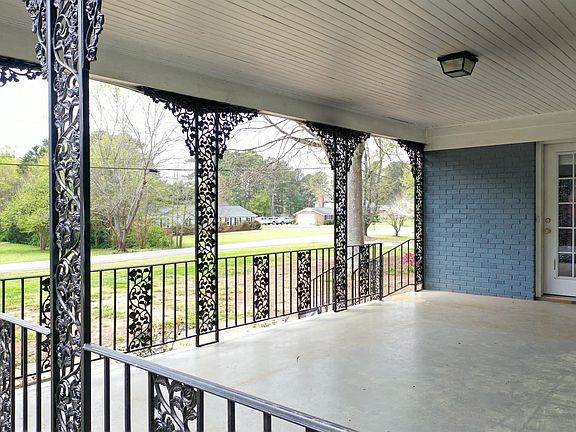 2nd image of 410 Carol Dr