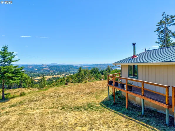 2260 Heydon Rd, Roseburg, OR 97471