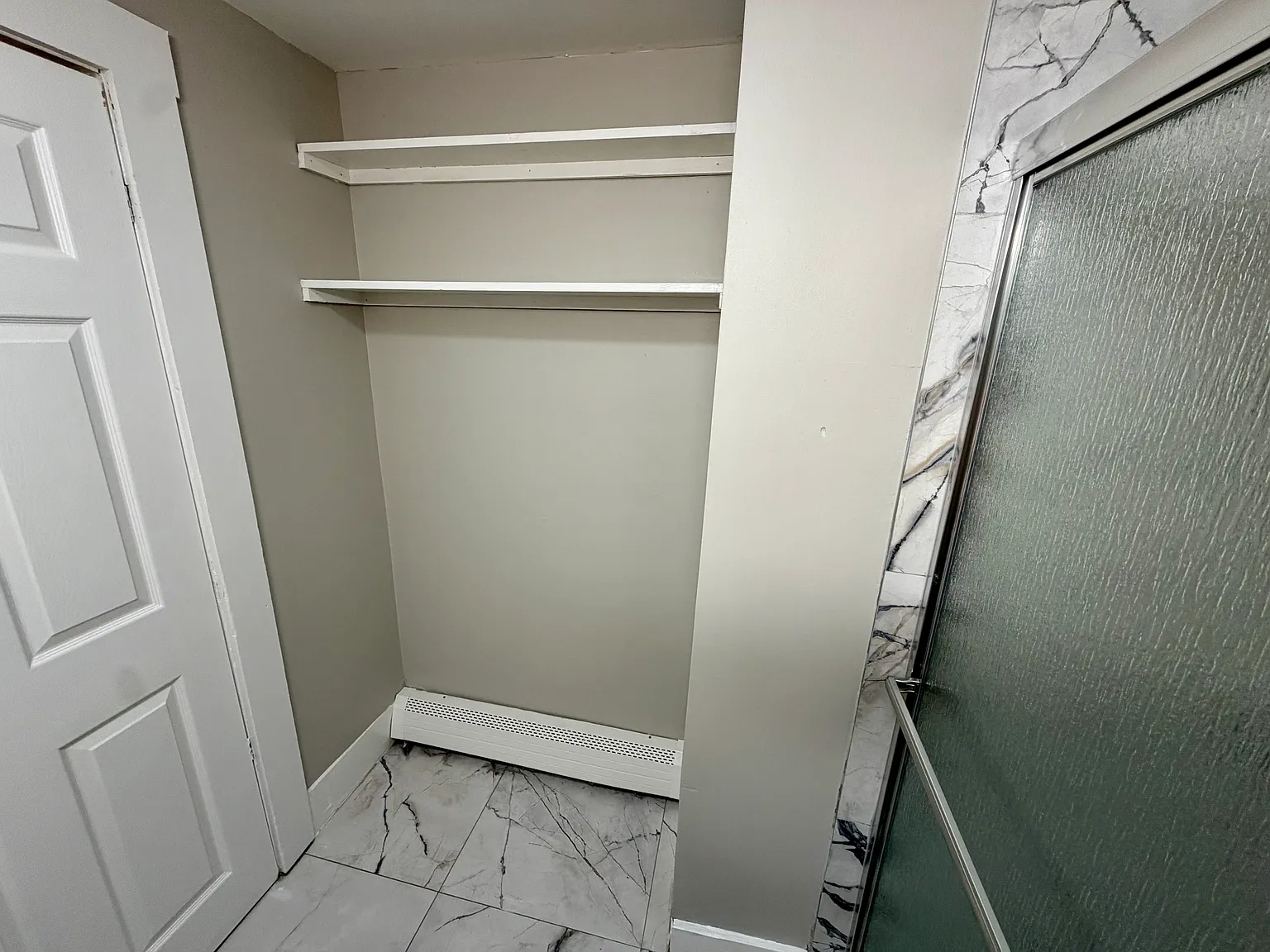 3 bed, 1060 sqft, $2,550 — Photo 4