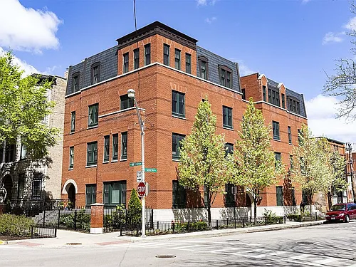 600 W Belden Ave Photo 1