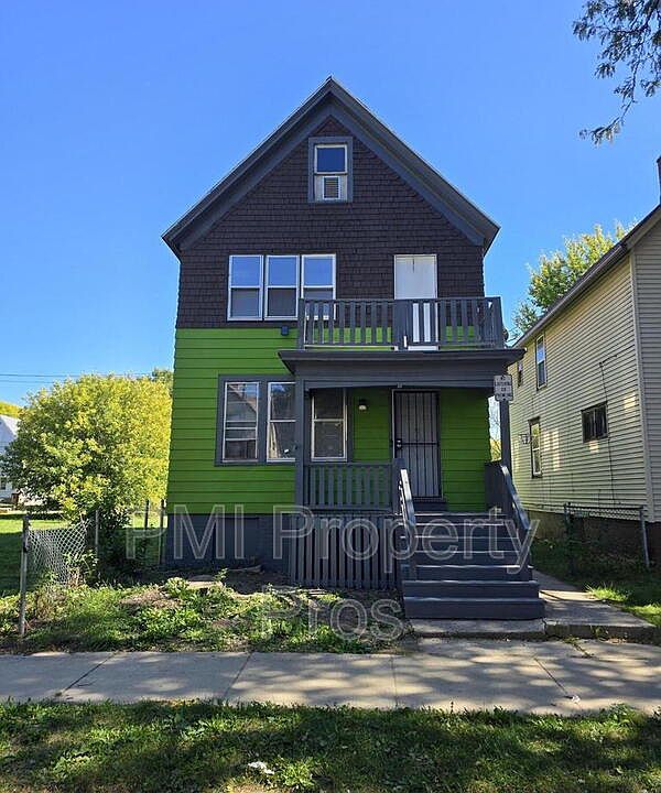 Building Photo 4