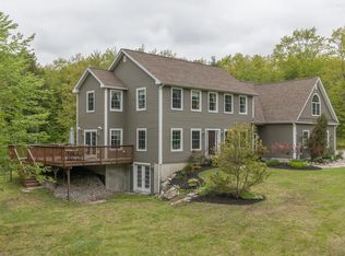 31 Mayberry Rd, Gray, ME 04039