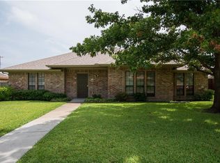 3810 6th St, Sachse, TX 75048