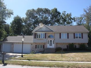 2210 Austin St, Portage, IN 46368