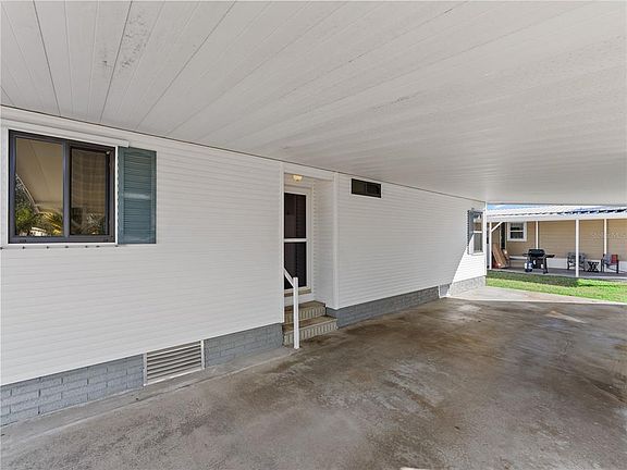 2nd image of 1740 SW 35TH CIRCLE