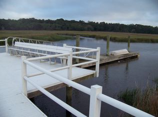 115 Jones Creek Dr, Saint Simons Island, GA 31522