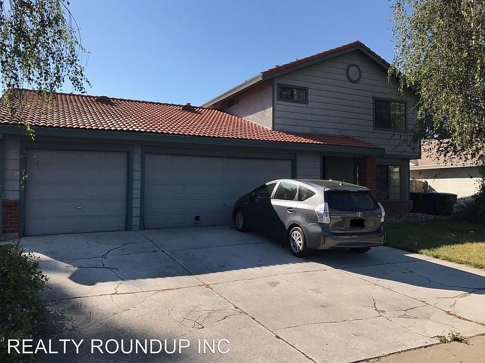 1st image of 3211 Azevedo Dr