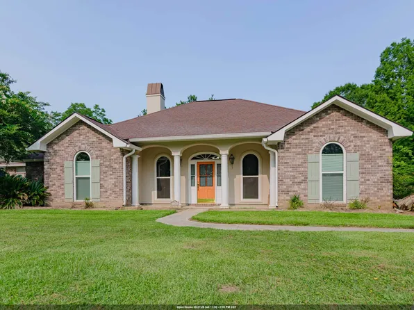 13204 Bluff Rd, Geismar, LA 70734