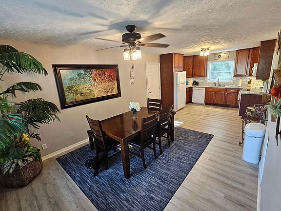 5th image of 11312 Hillwood Dr SE