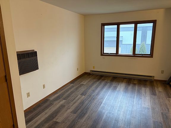 5th image of 2006 Pierce St #2006