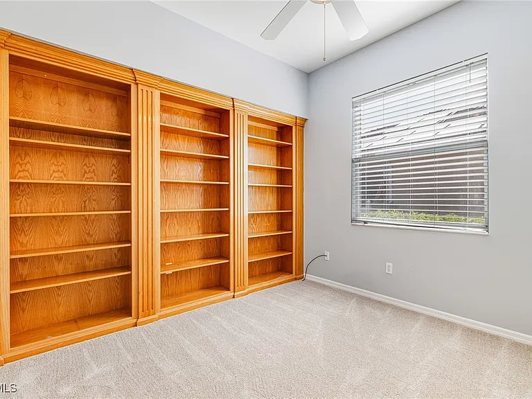 12986 Kedleston Cir — Photo 13