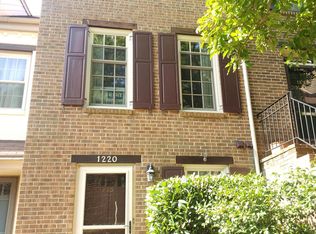 1220 Michigan Ct, Alexandria, VA 22314