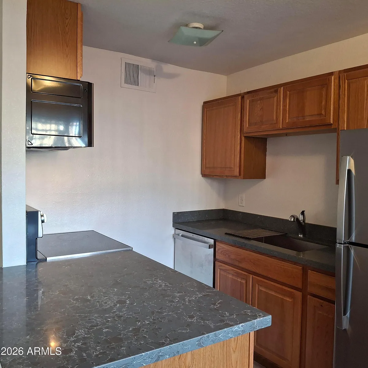 Building Photo - 8844 N 2nd St #B